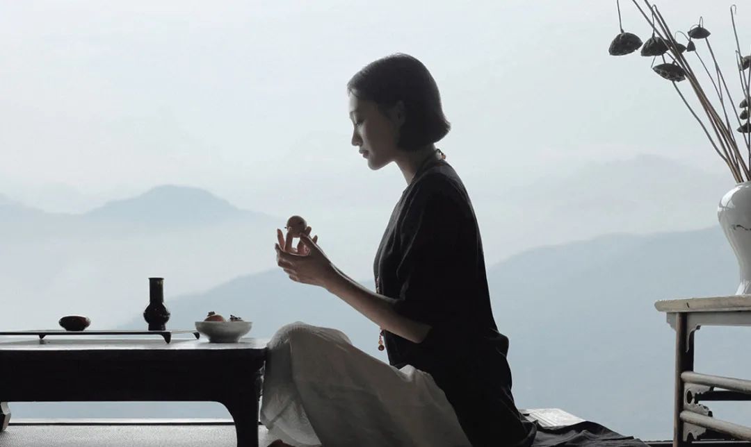 VOL.2635 – 成为坚强幸福的人